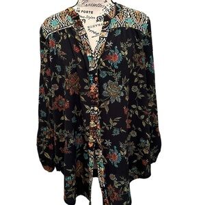 Figueroa & Flower Blouse Size Medium Figueroa & Flower Blouse Size Large